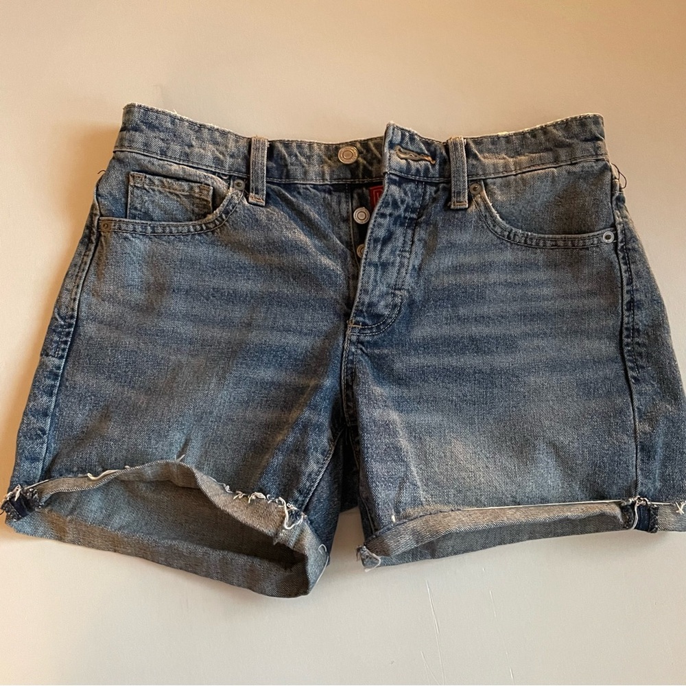 💚3/$15💚 LUCKY BRAND | 0/25 THE BOYFRIEND JEAN SHORT Light wash relaxed fit denim